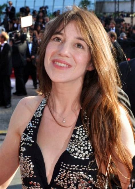 age charlotte gainsbourg|Charlotte Gainsbourg Movies, Bio, Wiki, Age, and Net。